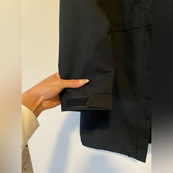 Columbia Women's Long Valley Interchange Omni Tech Waterproof Jacket - Picture 12 of 15